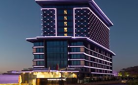 Golden Tulip Bayrampasa Istanbul